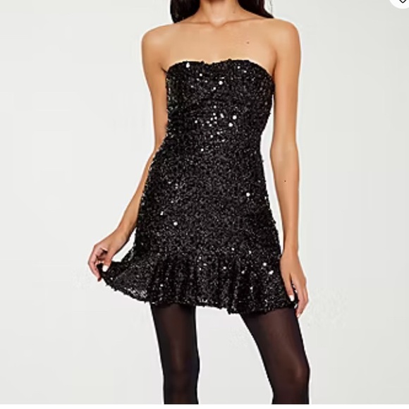 Forever 21 Dresses & Skirts - Forever 21 Strapless Sequin Womens Sleeveless A-Line Dress Juniors
